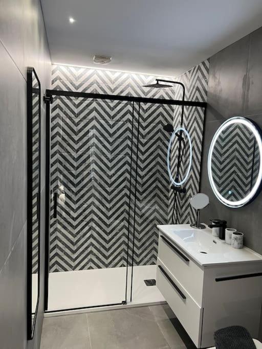Puerto Banus Eddie Suite Marbella Exteriör bild