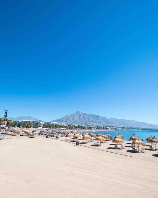 Puerto Banus Eddie Suite Marbella Exteriör bild