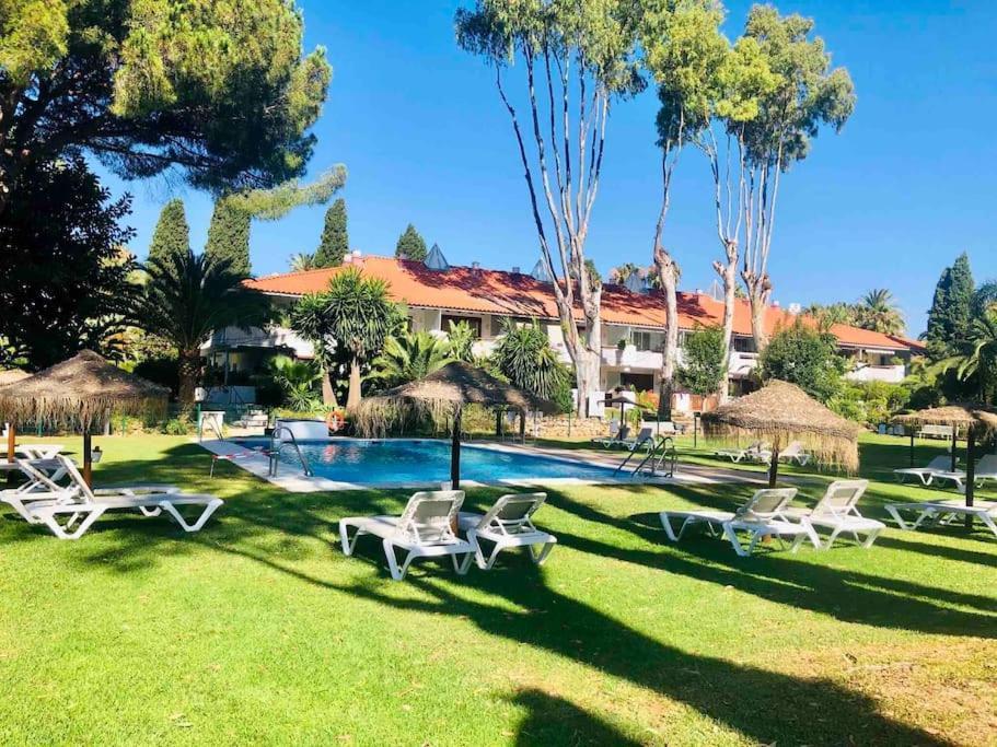 Puerto Banus Eddie Suite Marbella Exteriör bild